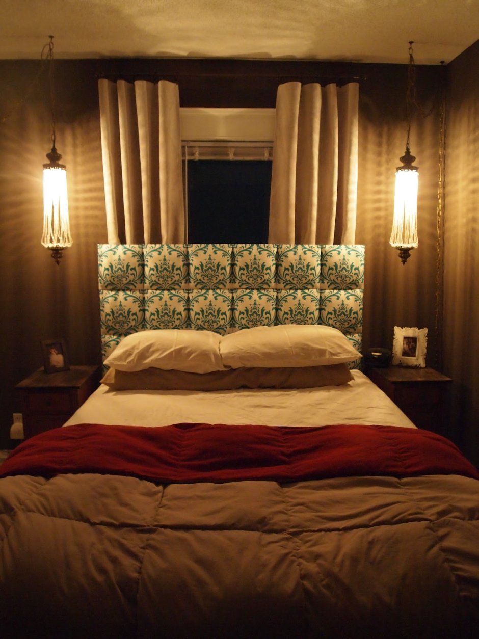 Спальня в мансарде в стиле Кантри