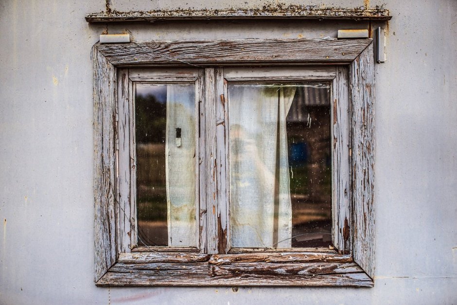 Старые деревянные окна в квартире