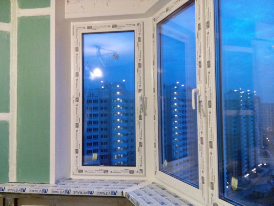 Окна Рехау балконная рама