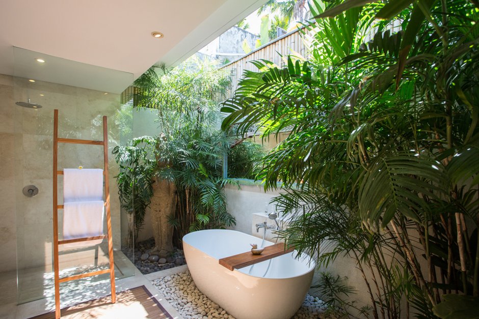 Плитка в тропическом стиле для ванной