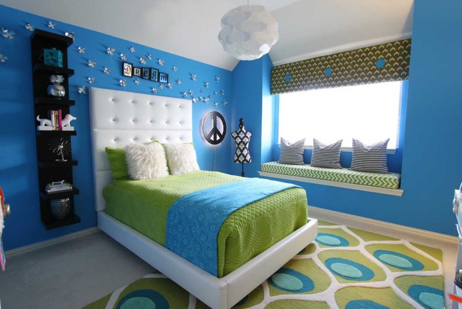 Комната для подростка в синих тонах