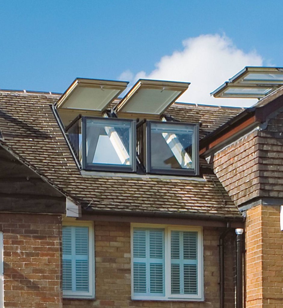 Окно-балкон Velux Cabrio