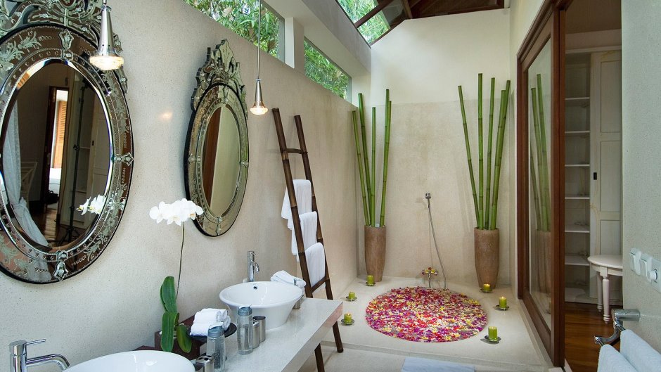 Ванная комната в стиле Бали в квартире