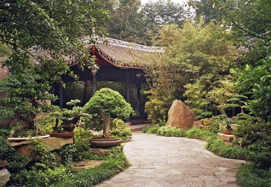 Японские ворота Тирии дзен сад