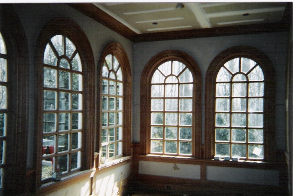Панорамные арочные окна