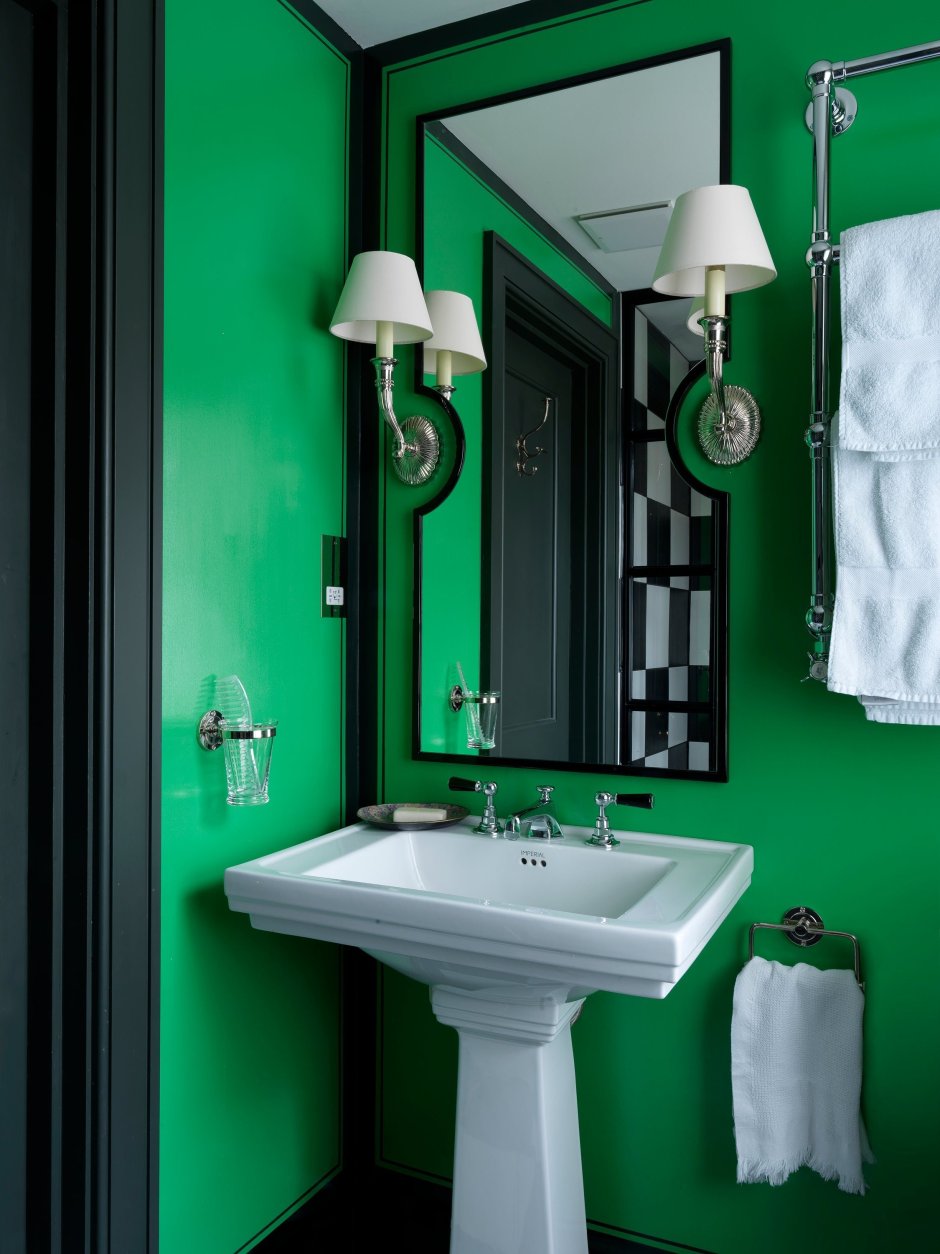 Темно зеленая ванная комната (72 фото)