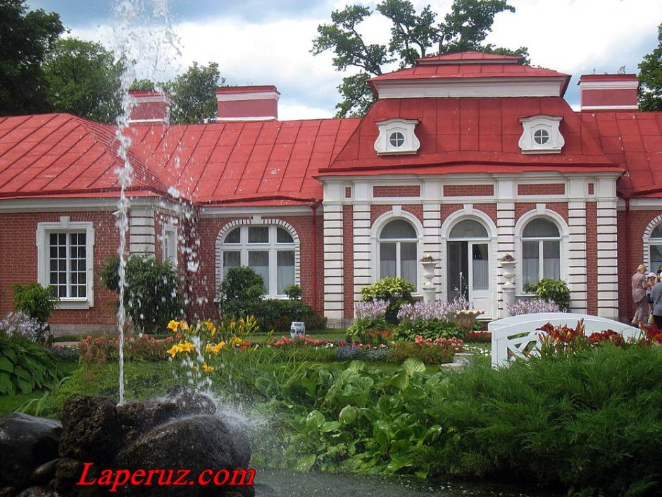 Монплезирский сад в Петергофе