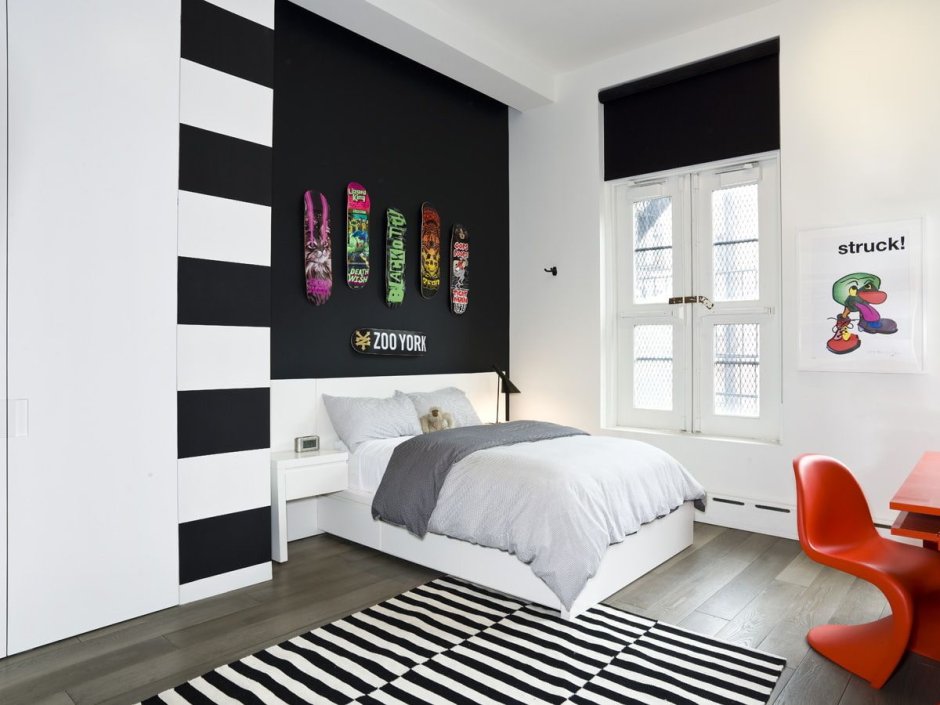 Комната в черно белом стиле для подростка
