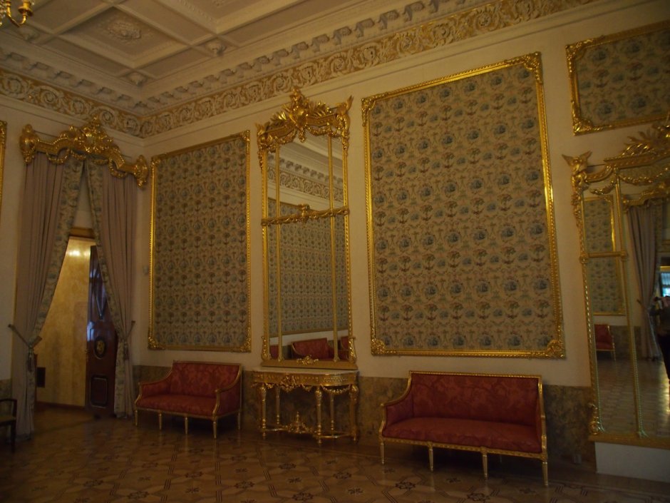 Минералогический кабинет Строгановского дворца