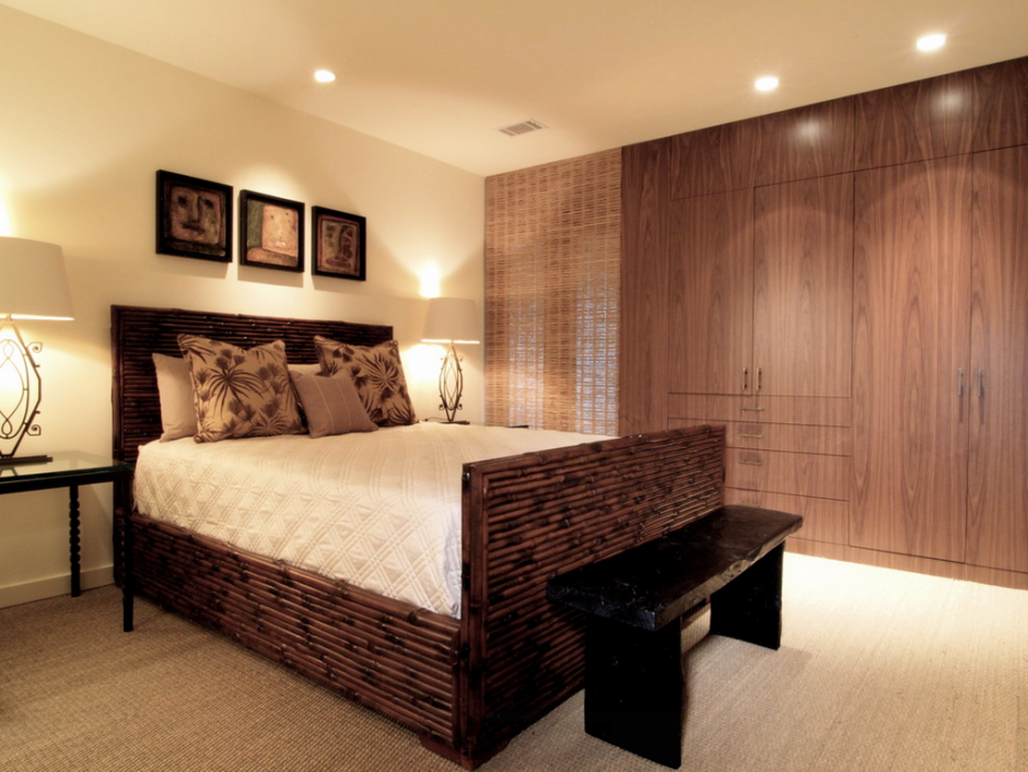Бамбуковое полотно в интерьере спальни
