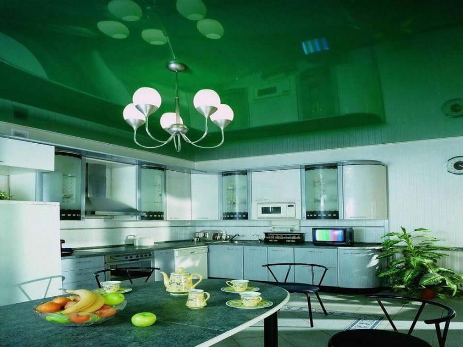Потолок на кухне