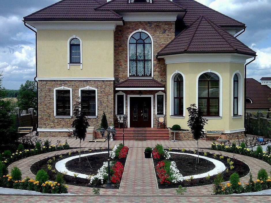 Дизайн фасадов домов (75 фото)