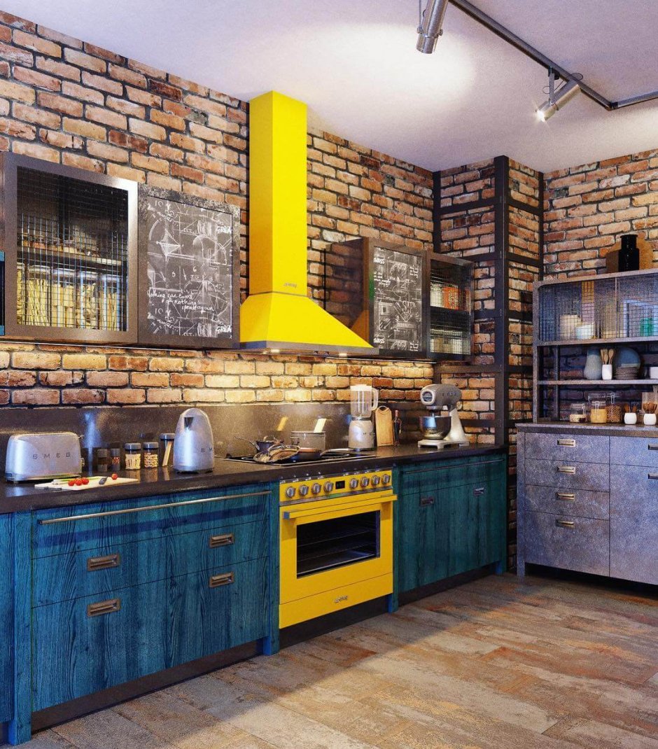 Голубая кухня с кирпичной стеной