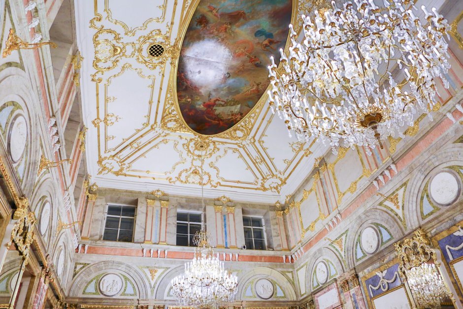 Мраморный зал мраморного дворца Санкт-Петербург
