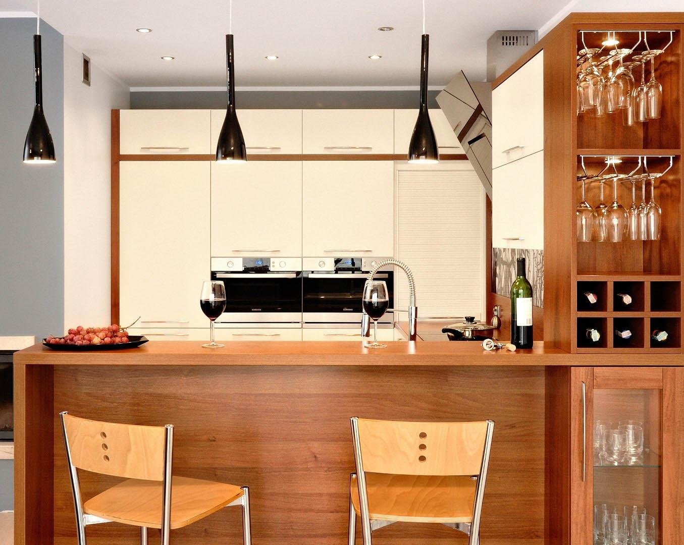 Фото дизайн кухонь с баром
