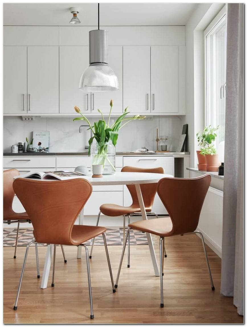 Кухонные стулья в скандинавском стиле