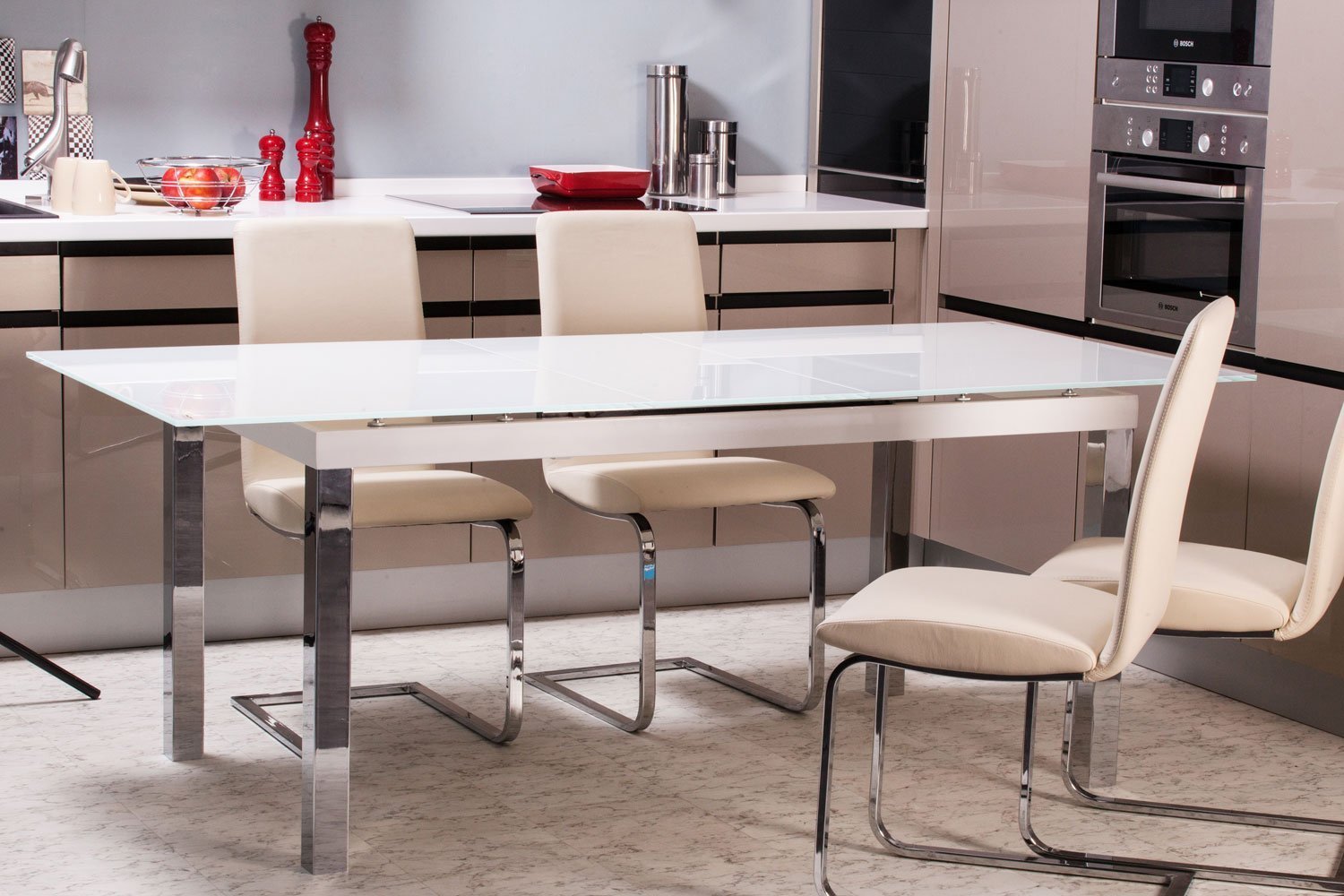 Кухонный стол х. Стол Fenice ta2015. Стол Leonardo Signal. Современный кухонный стол. Столы и стулья для кухни.