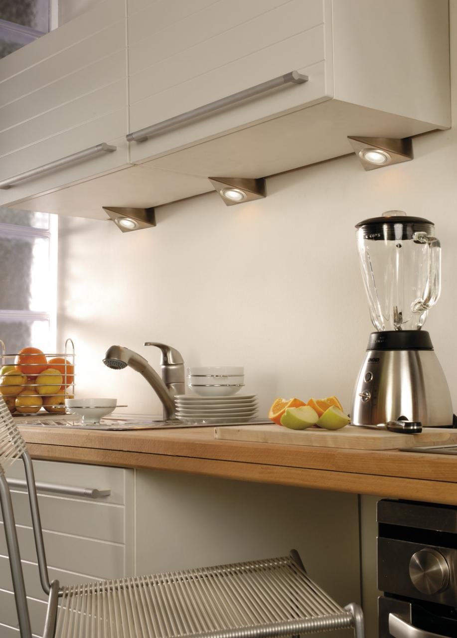 Настенные светильники для кухни над рабочей поверхностью
