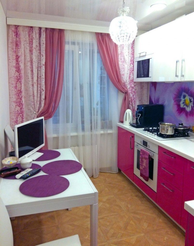 Кухня в розовом стиле