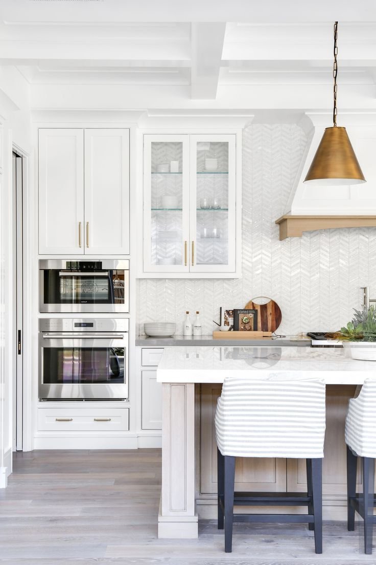 Evenakie in the Kitchen