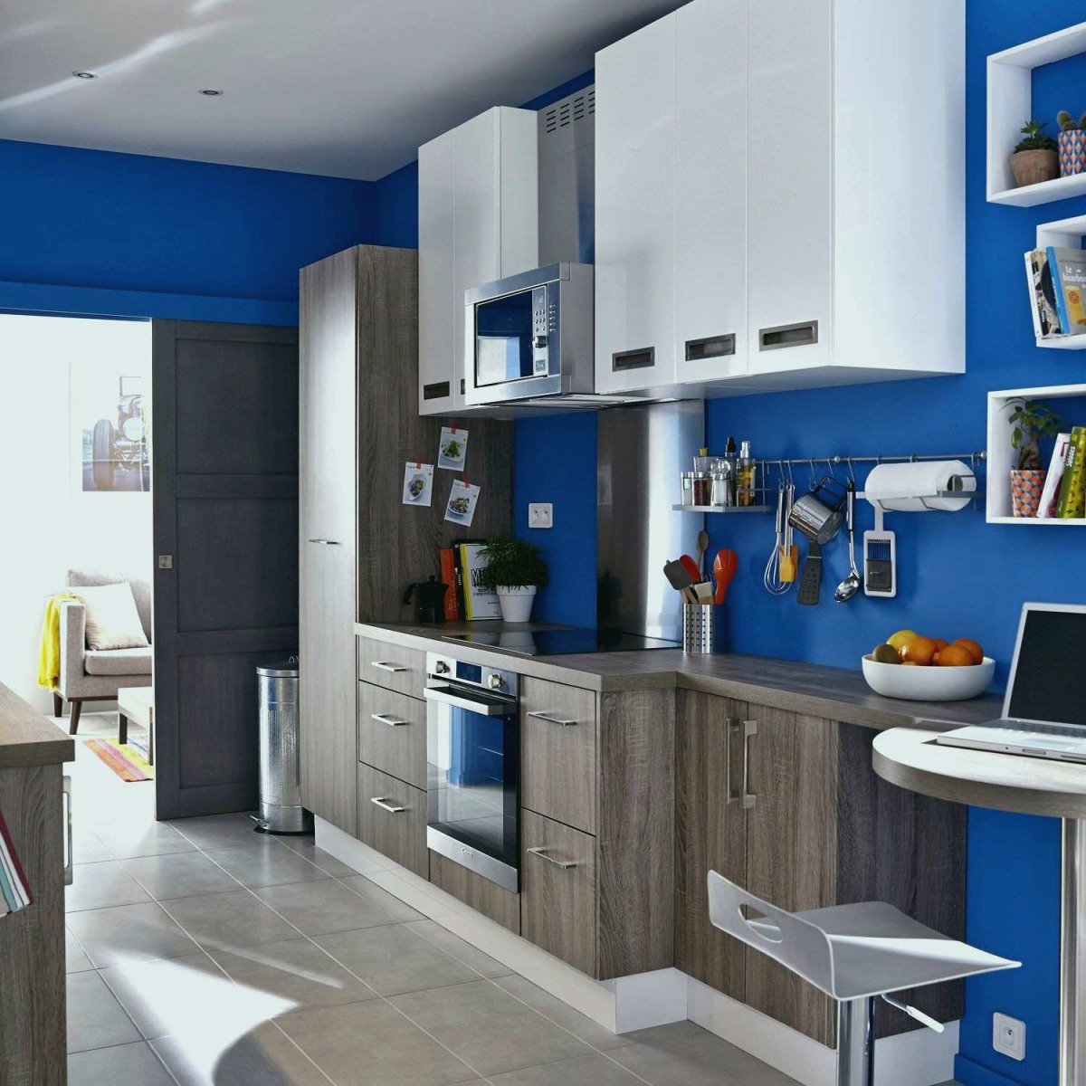 Синяя кухня Леруа Мерлен в интерьере
