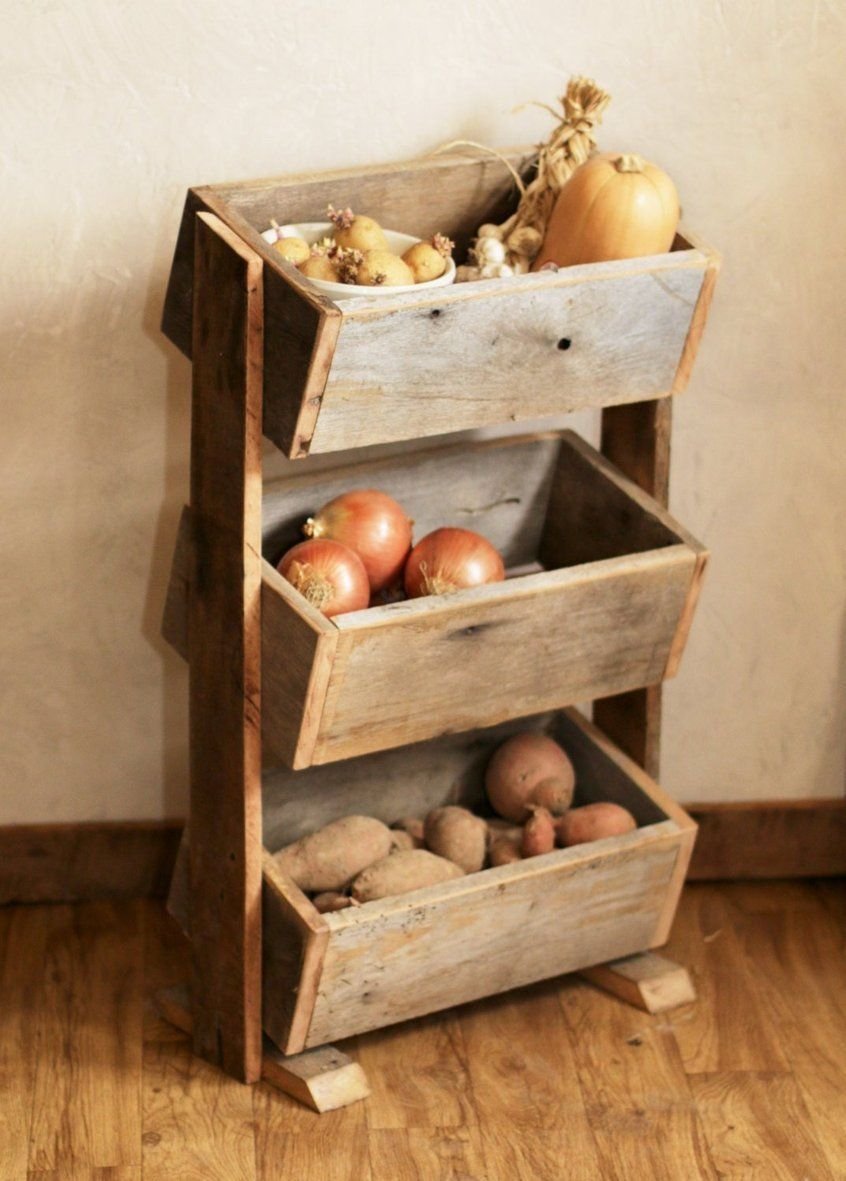 деревянный ящик для хранения на кухне