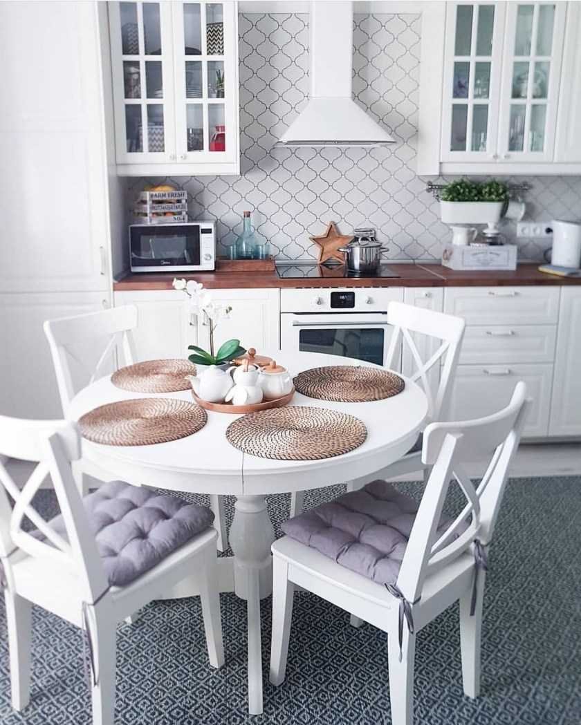 Modern Breakfast Nook Bench