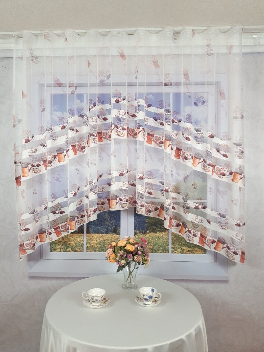 Занавески на кухню на маленькие окошки