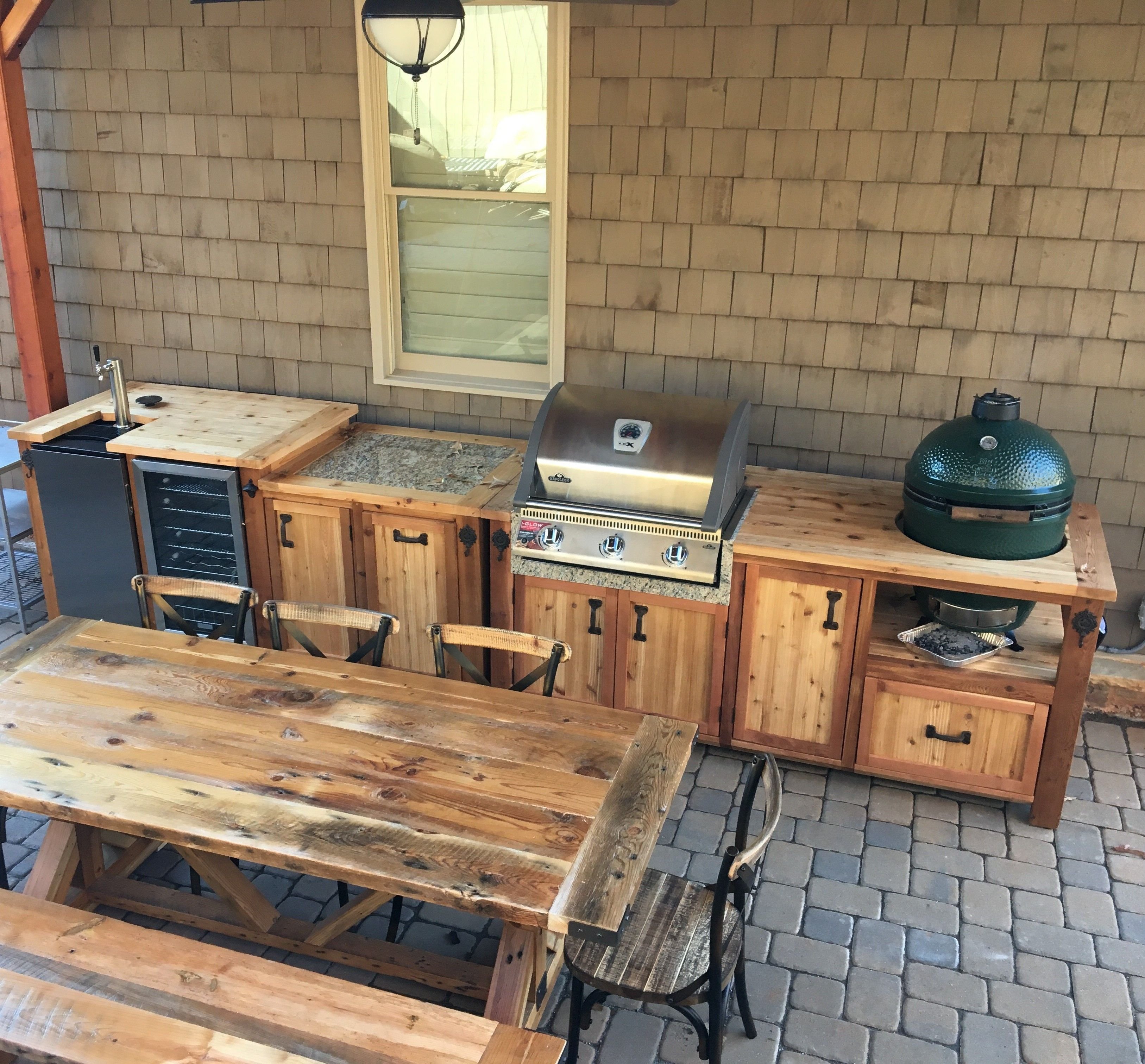 Мебель для летней кухни из дерева