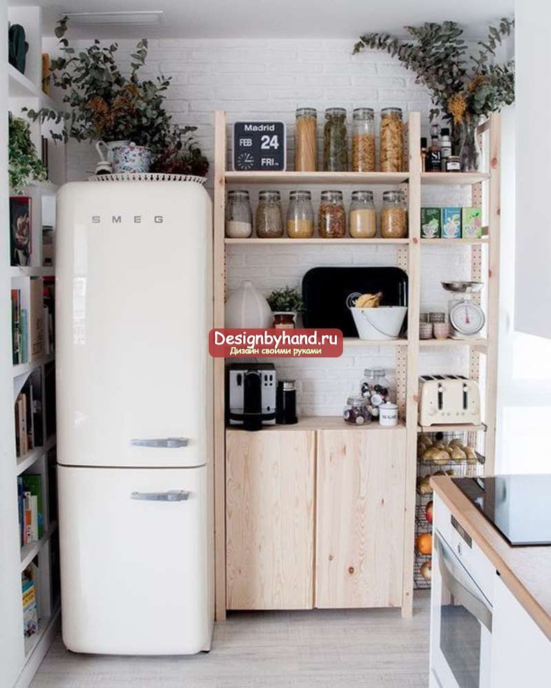 Маленькие кухни с холодильником