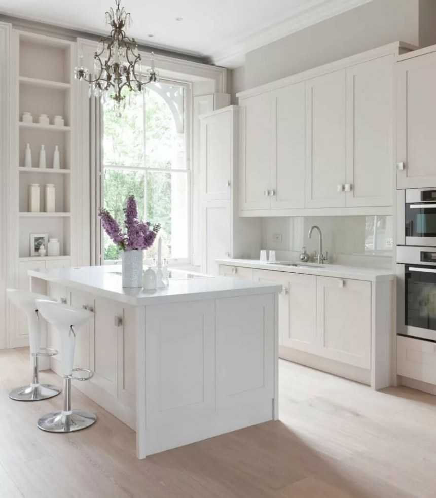 Белая кухня в стиле современная классика (75 фото)