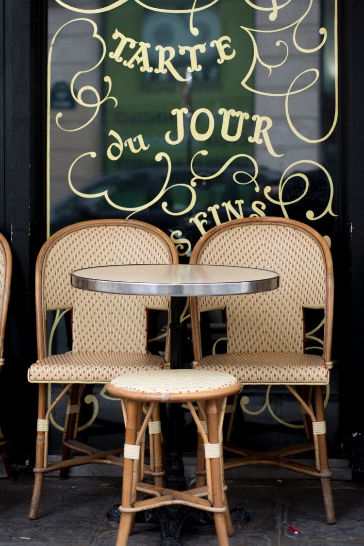 Кофейня во французском стиле