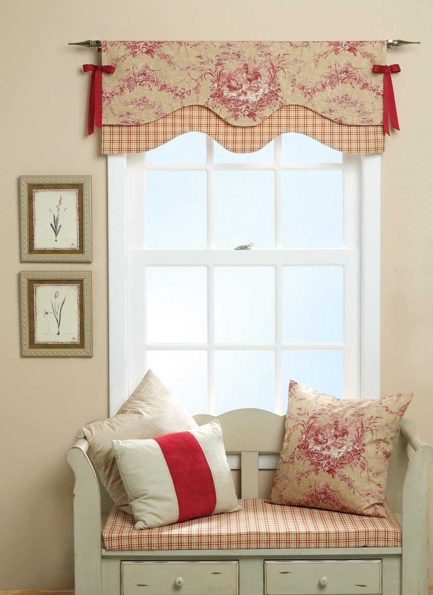 Шторы с аппликацией на кухню