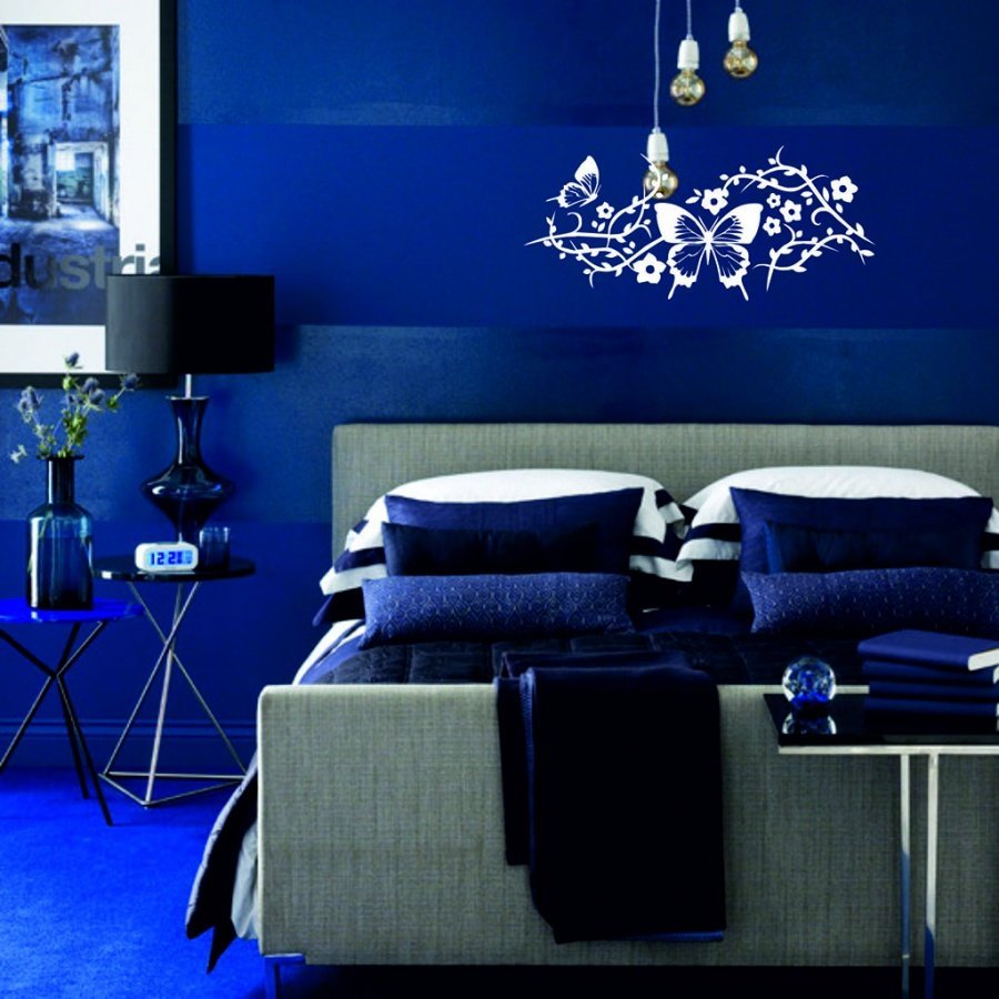 Черно синяя спальня