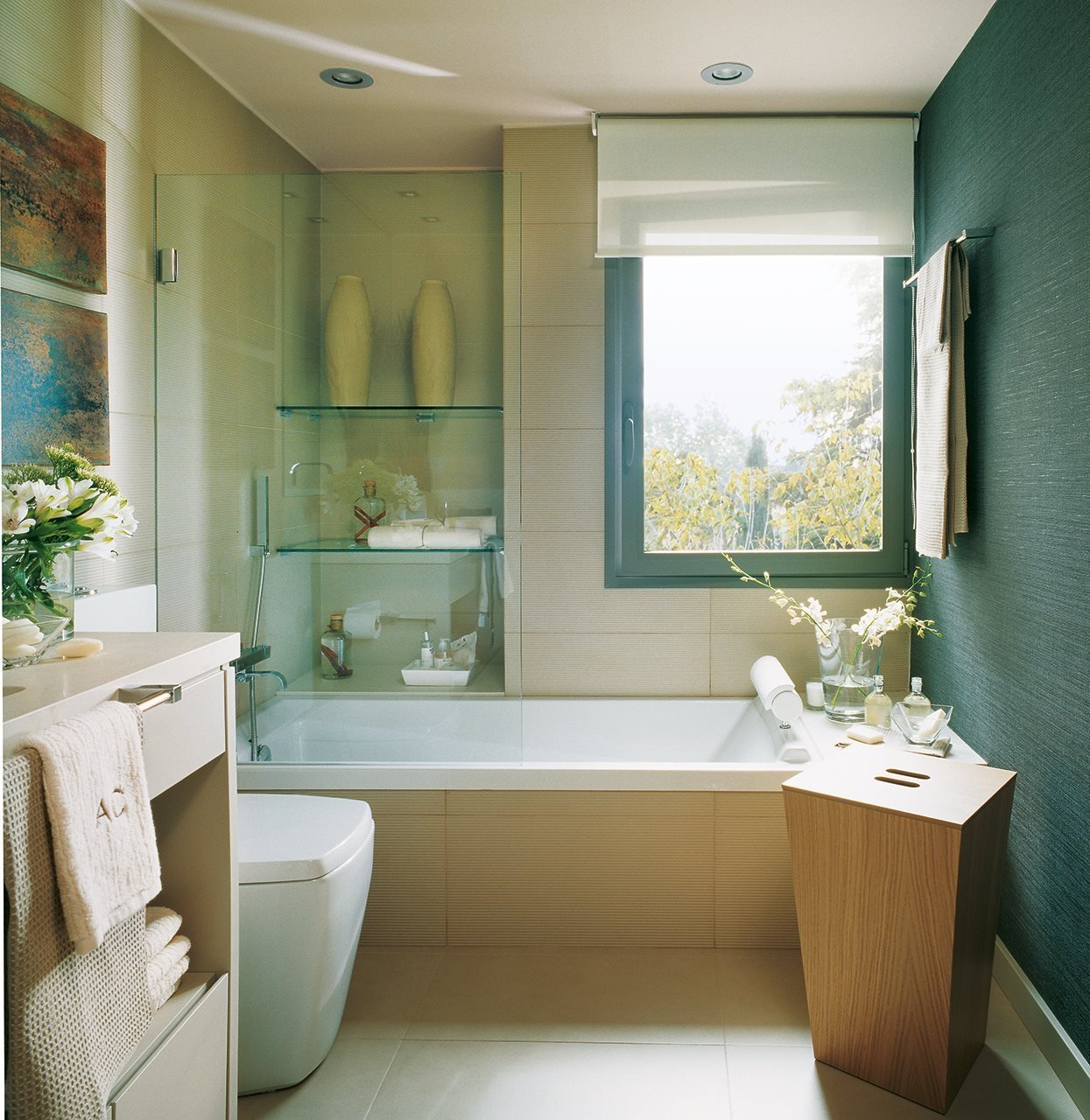 Ванной комната как красиво сделать. Красивая ванная комната. Небольшие Ванные комнаты. Уютная маленькая ванная. Современная уютная ванная комната.