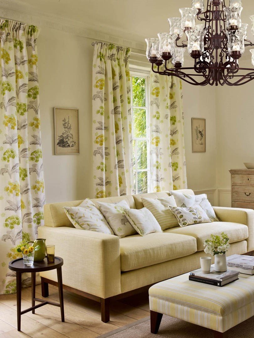 Коричневый текстиль в интерьере