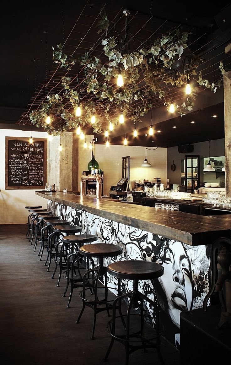 The Meatball & Wine Bar интерьер