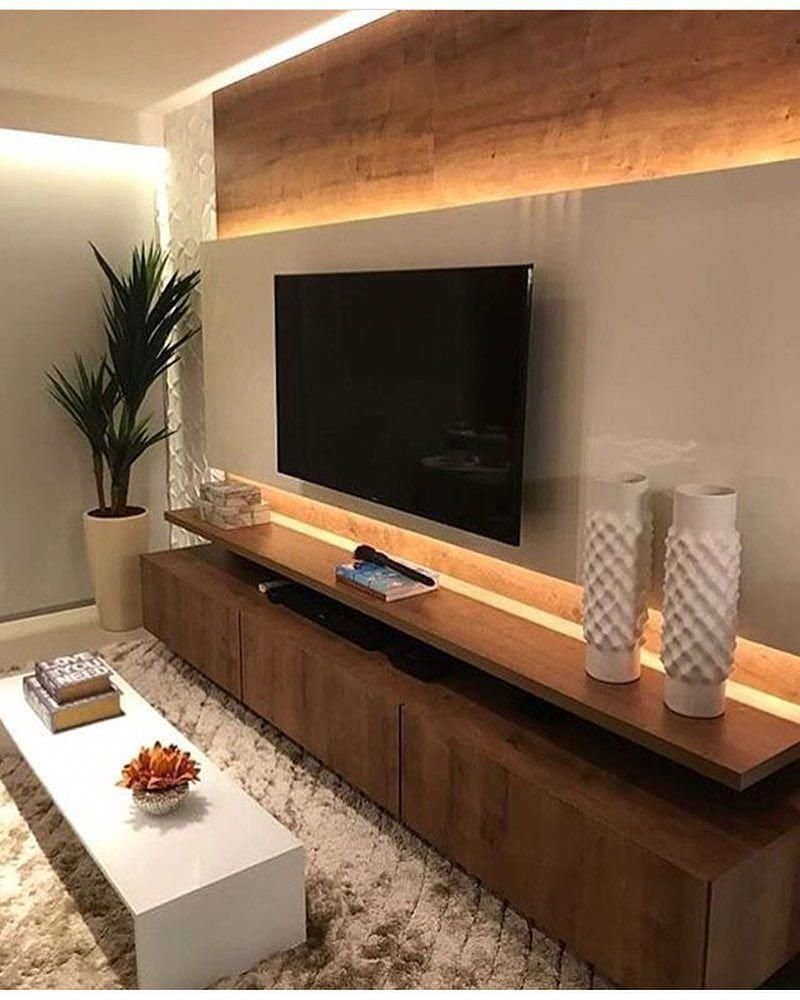Телевизор встроенный в стену