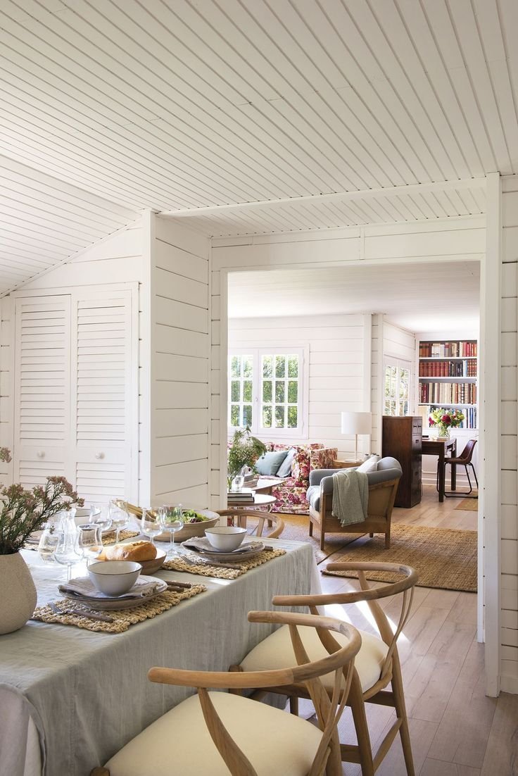 Потолок в деревянном доме