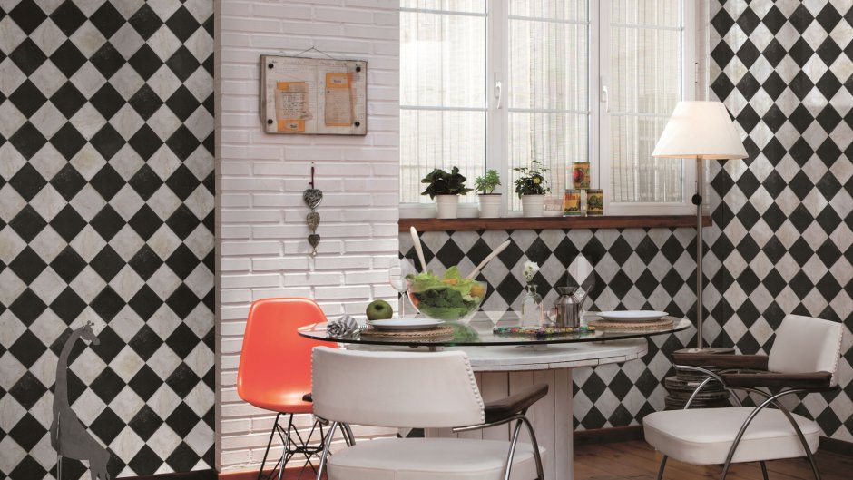 Полосатые стены в интерьере