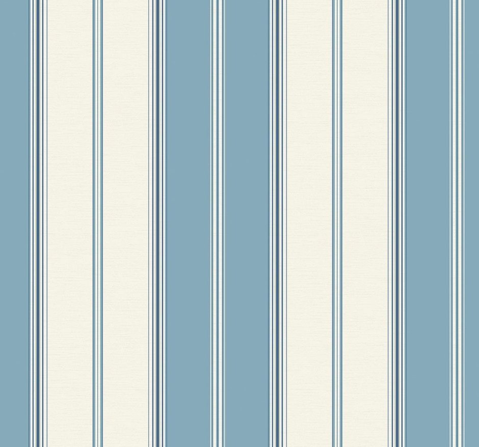 Обои в полоску на кухне