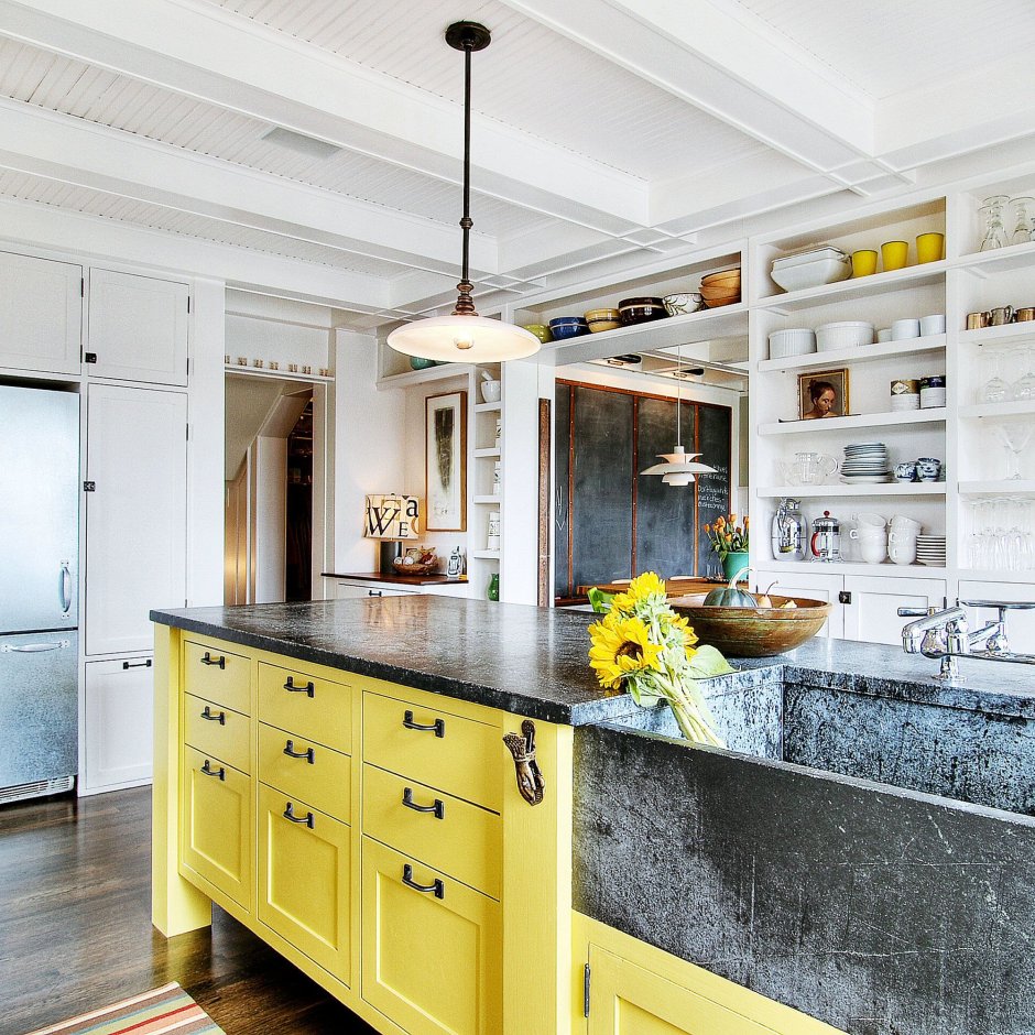 Диванчик лофт на кухне