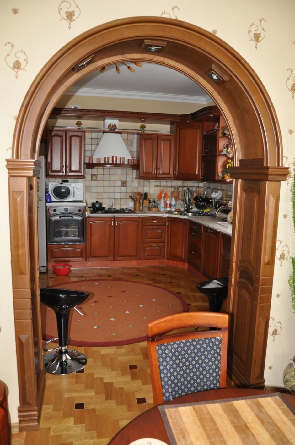 Полуарка на кухню вместо двери