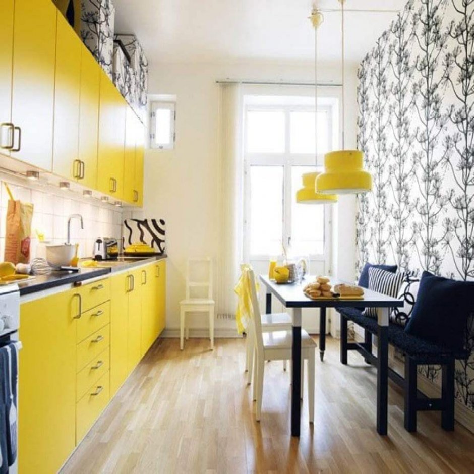 Желтая кухня в скандинавском стиле