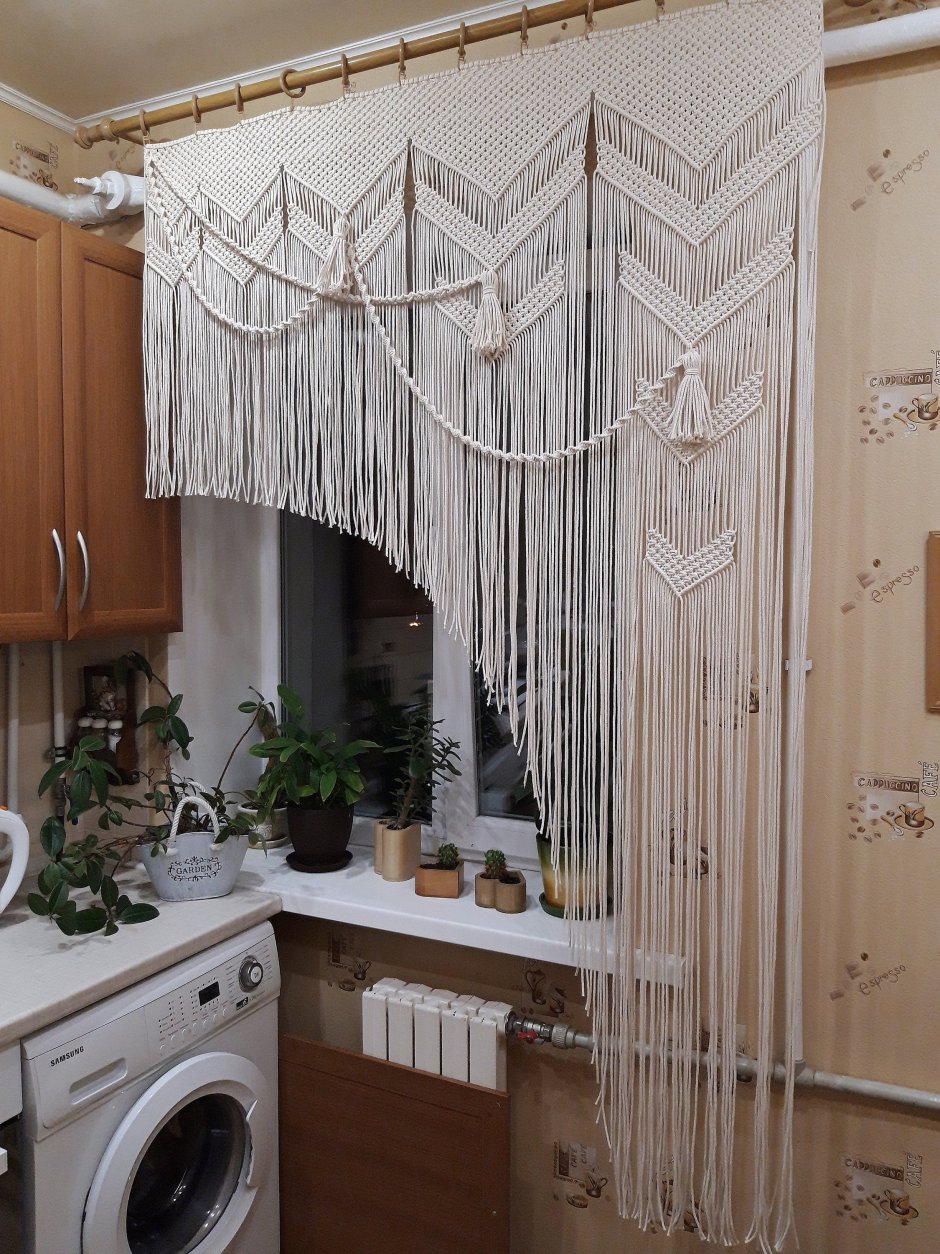 Занавески на кухню в стиле Кантри
