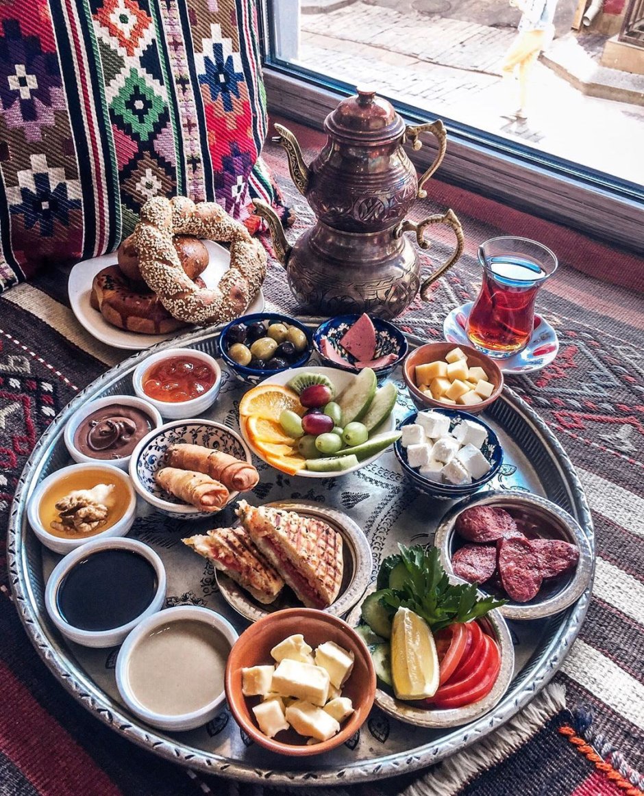 Традиционный турецкий завтрак