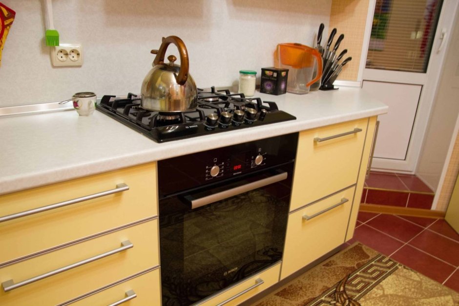 Газовая плита встроенная в кухонный гарнитур