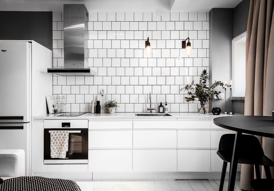 Белая плитка на кухне фартук (57 фото)