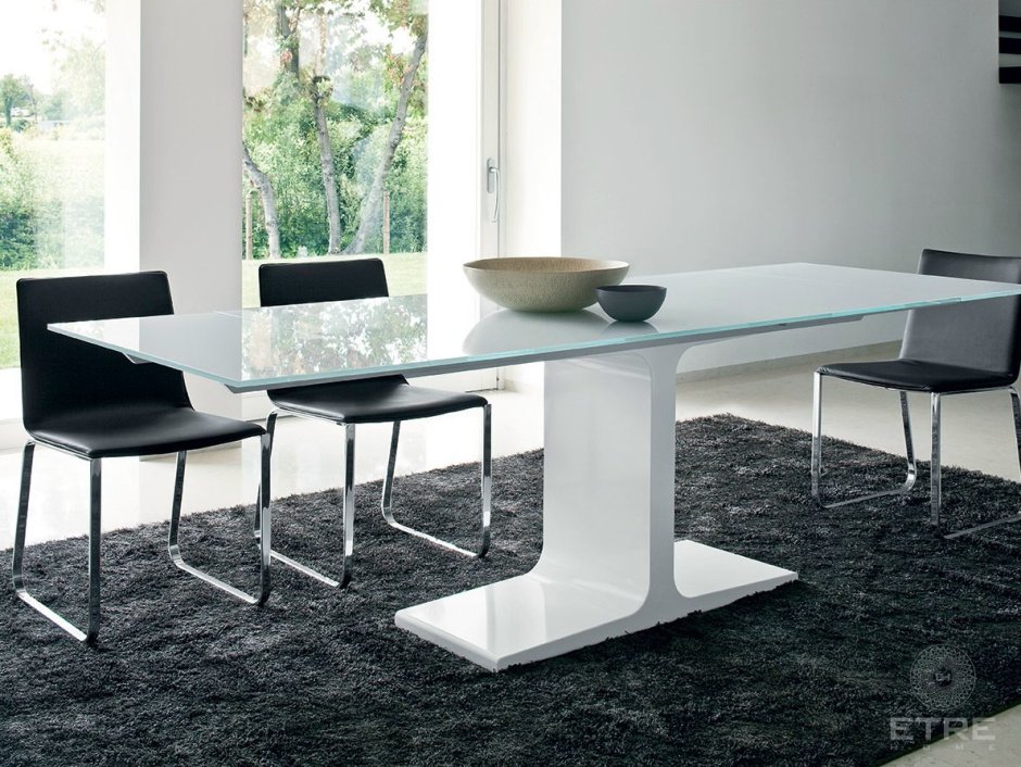 Sovet Palace Table Extendable