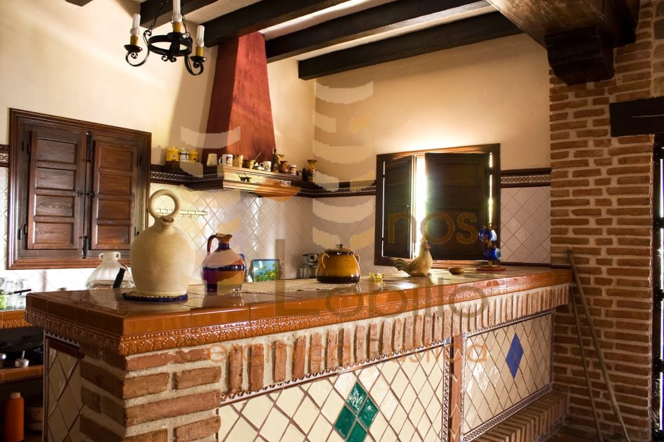 Кухня отделанная плиткой